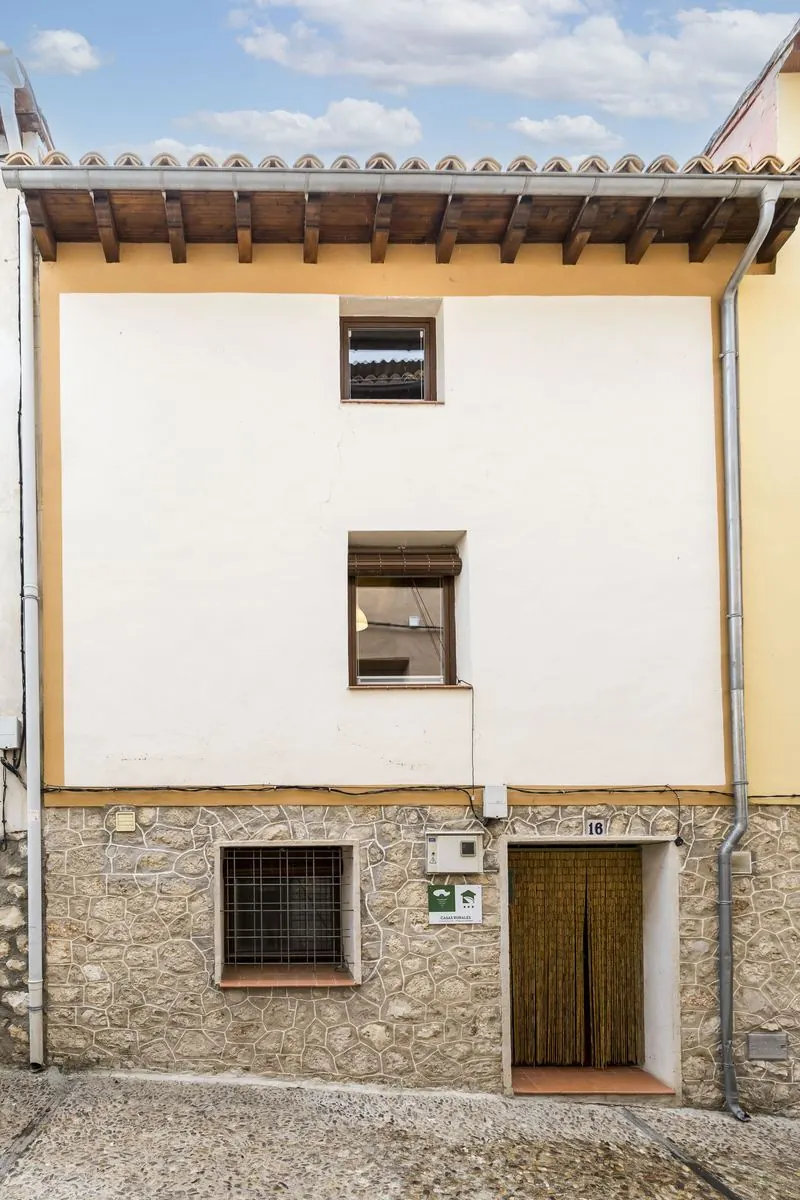 Fachada de La Casa de Don José en la calle Moratín de Pastrana
